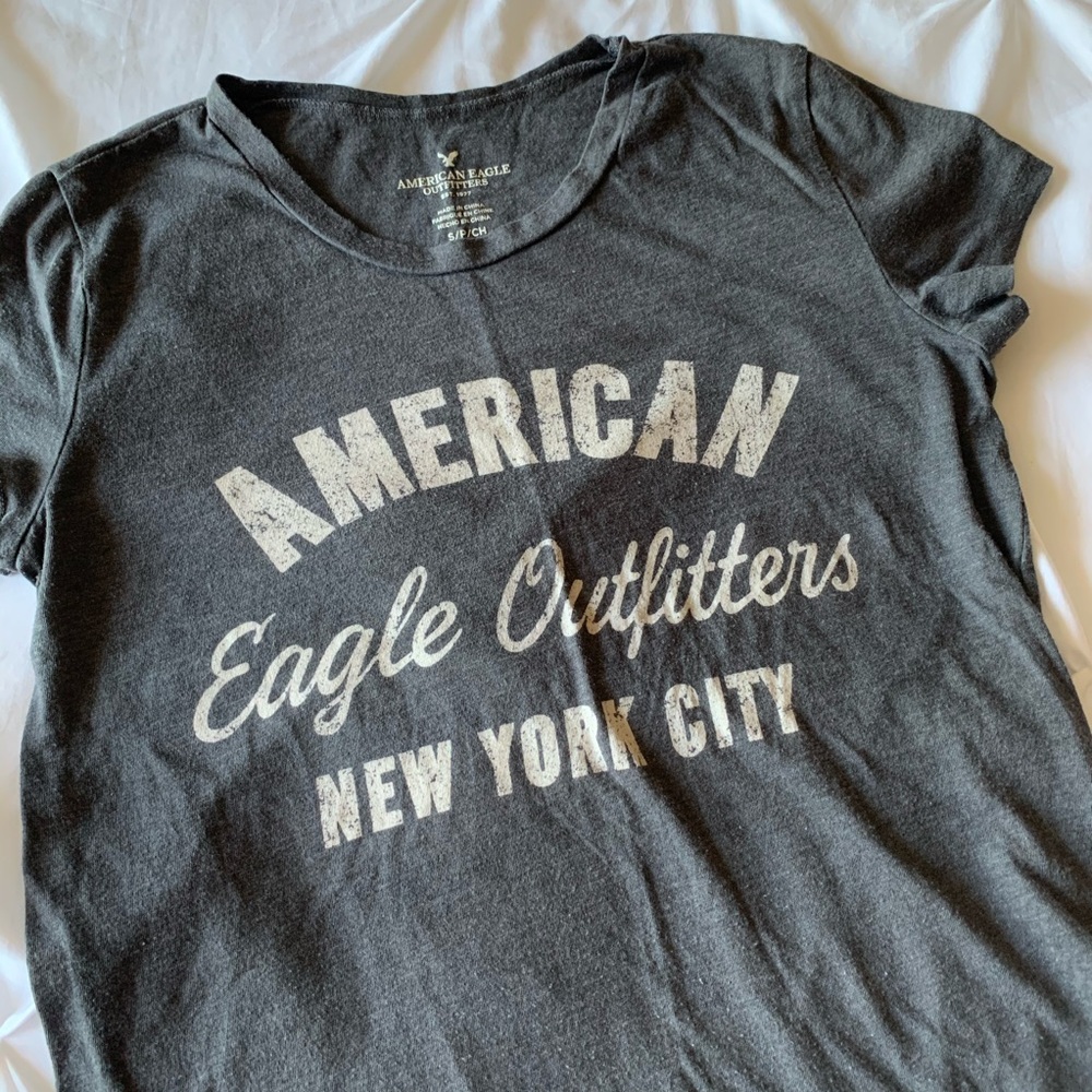 basic tee - Picture 2 of 2